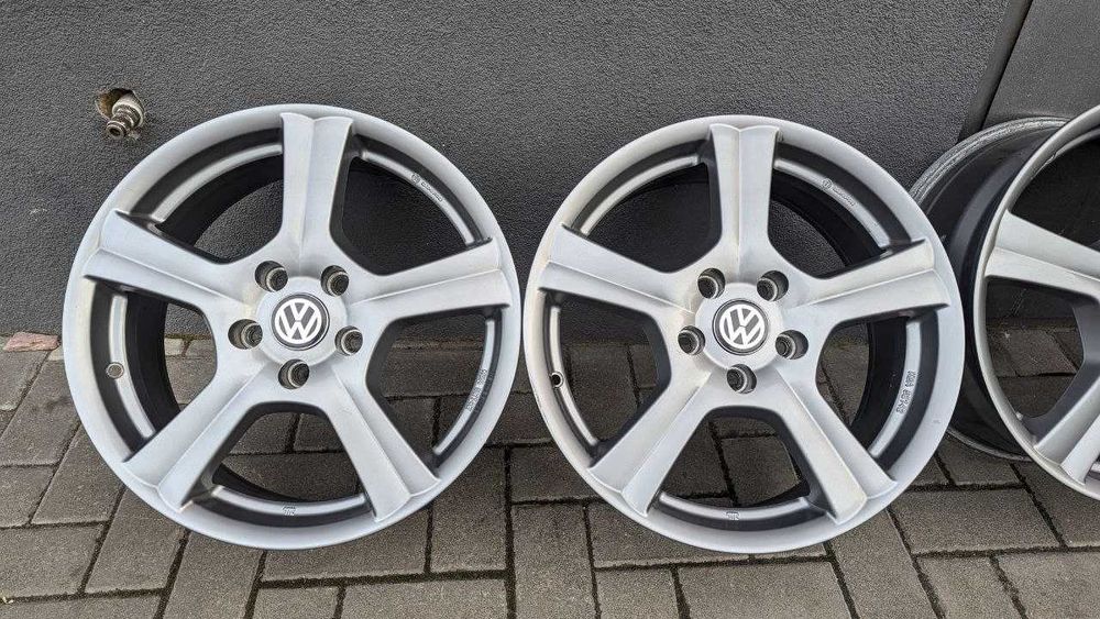 Диски VW 5/112 R17 7J ET47 dia66.6mm
