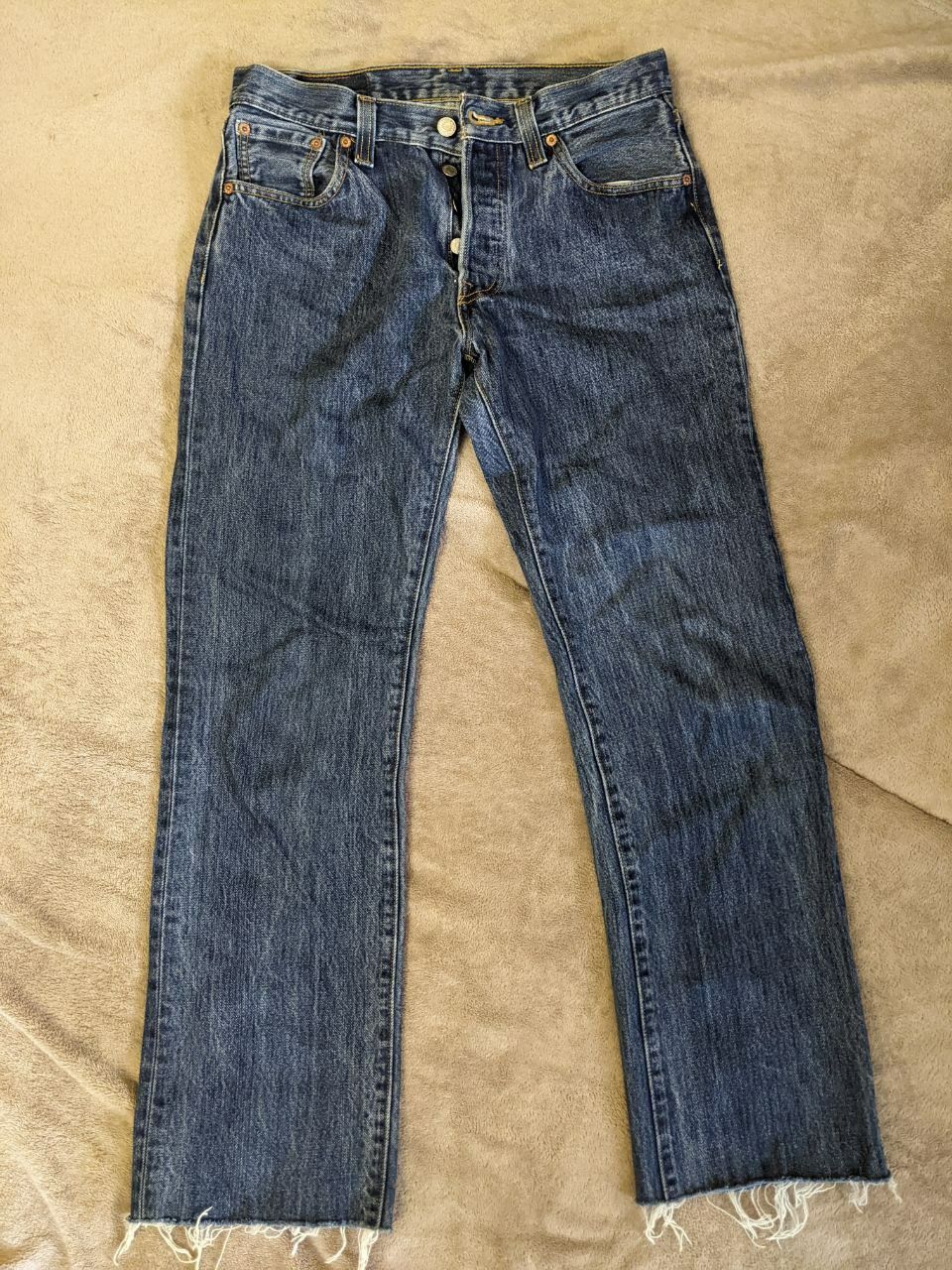 Продам мужские джинсы Levis 501 30/30