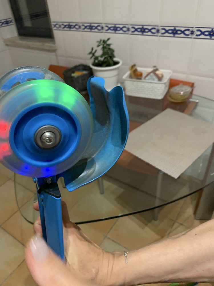 Trotinetes com luzes
