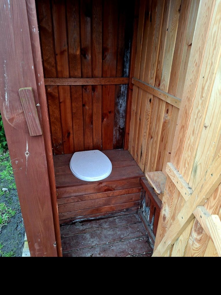 Toaleta WC na budowę