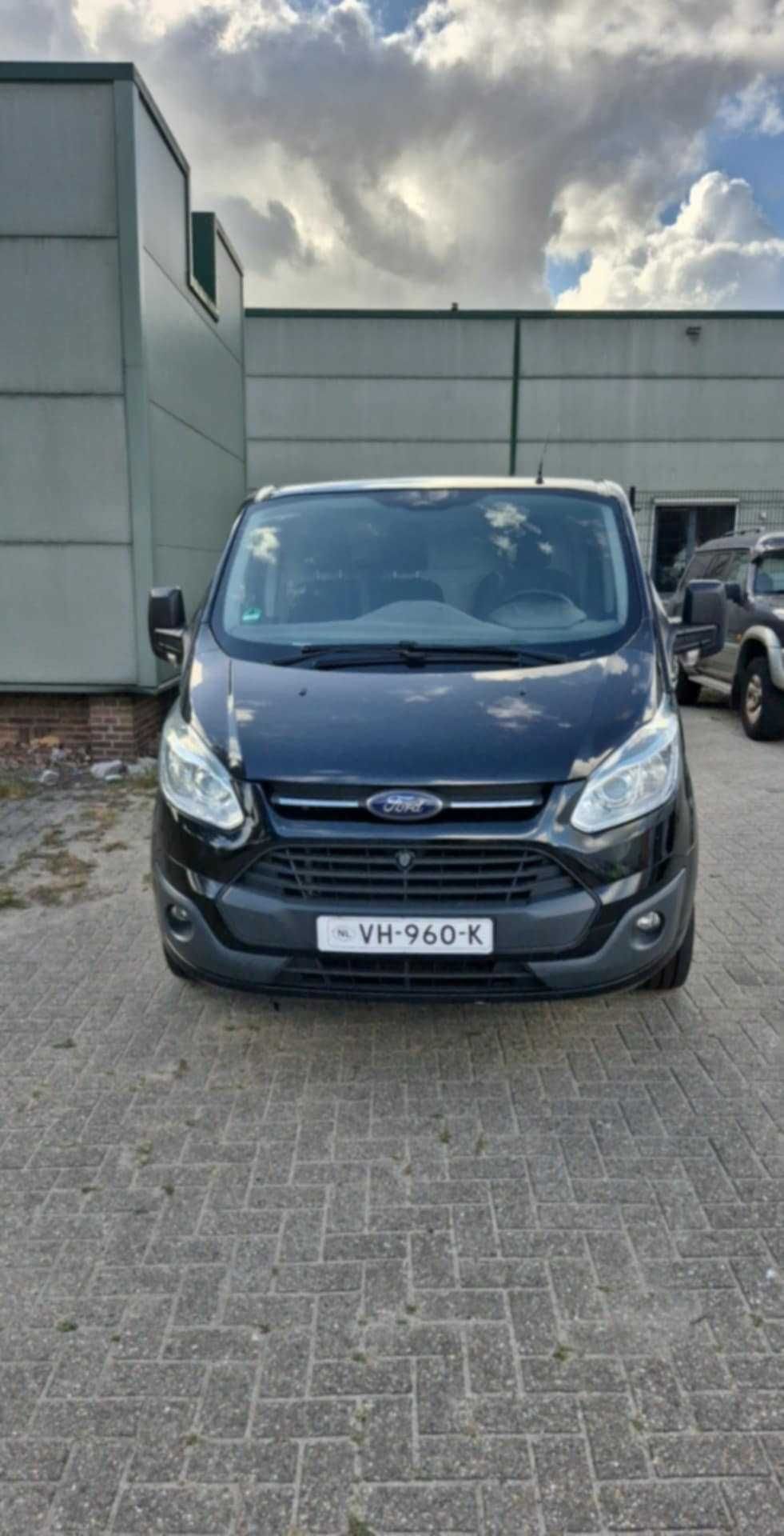 Ford transit custom 2.2 tdci Bezwypadkowy 3 osobowy
