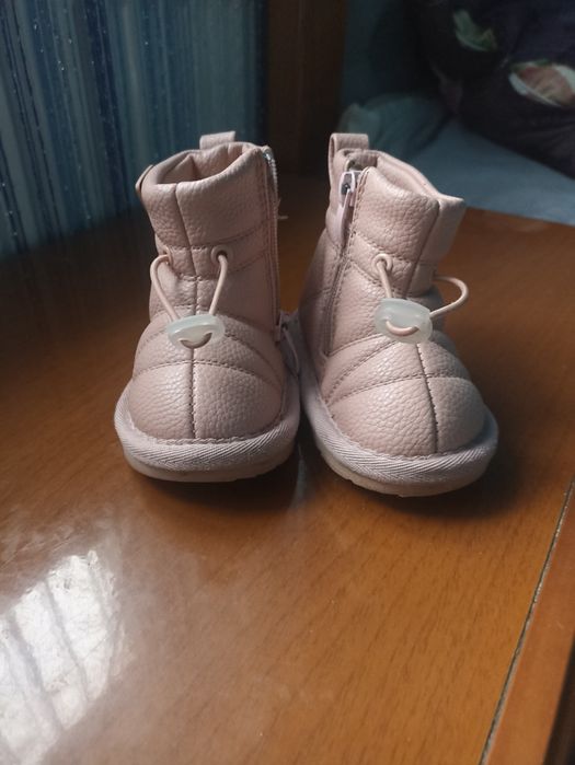 Ботіночки дитячі