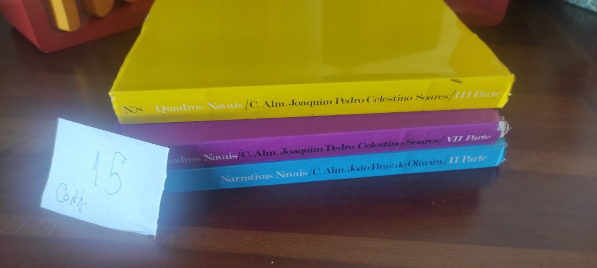 Conjunto de livros navais