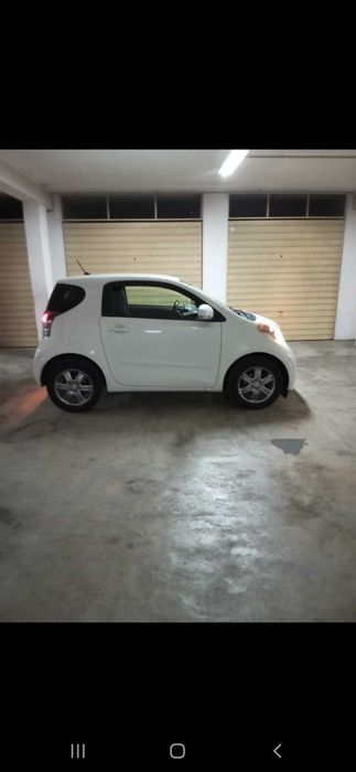 Toyota iq impecável