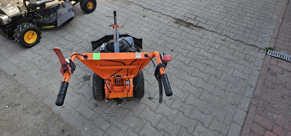 Odchwaszczarka Kersten Weedo II zamiatarka