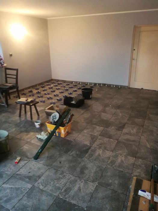 prace remontowe (wykonczenówka)