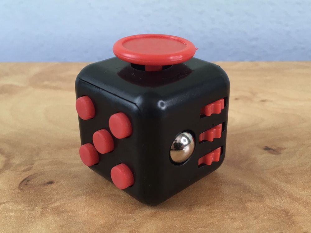 Fidget Cube / Cubo anti stress (novo)