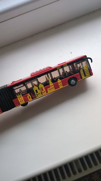 Автобус Siku Берлин 21 см