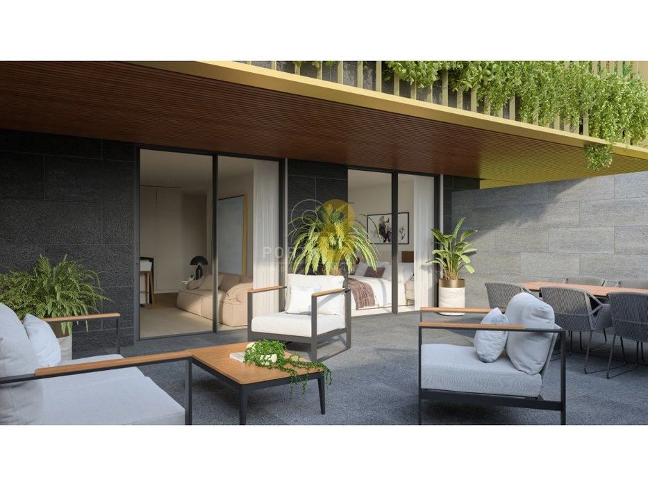 Excelente apartamento T4, com 86.8m2 de espaço exterior, dois lugar...