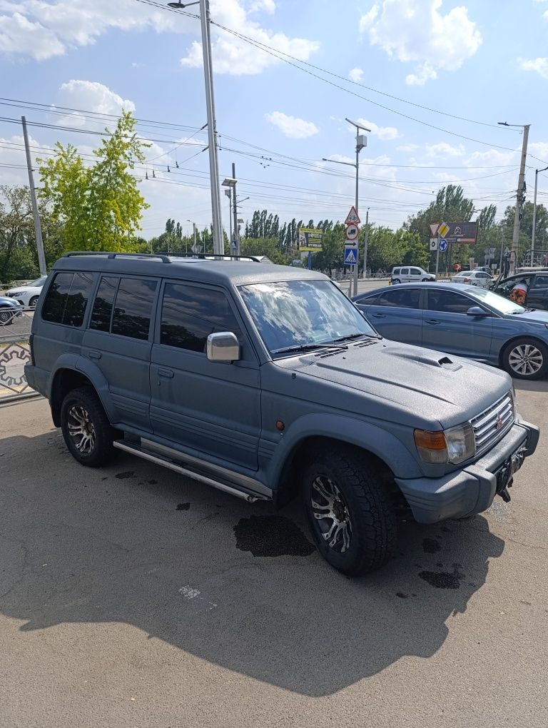 Міцубісі Паджеро 2