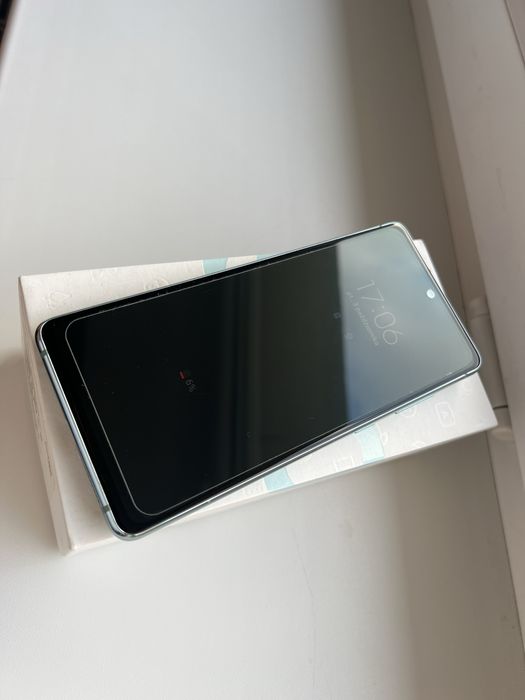 Samsung galaxy s20 fe mint