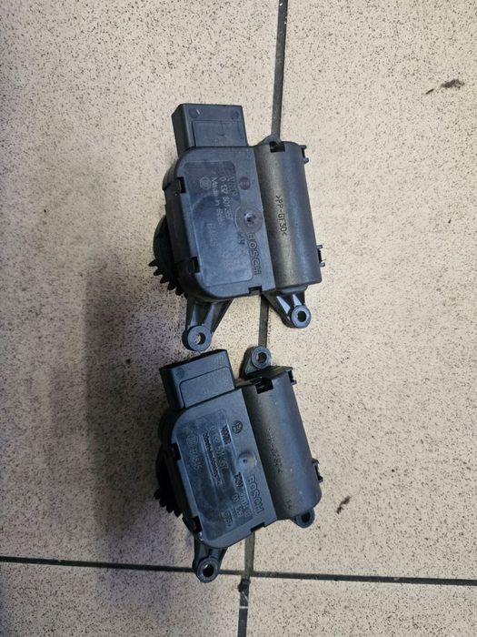 Silniczek nagrzewnicy 0132801357 Skoda Fabia II