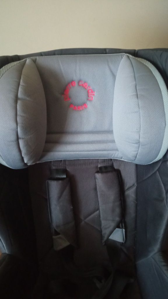 Cadeira auto  Pierre cardin  0 / 18k