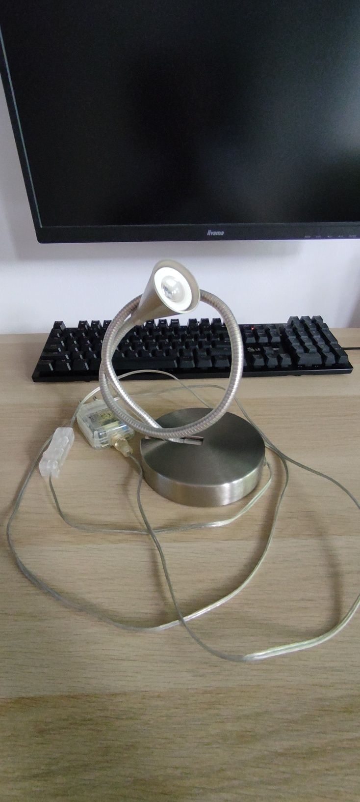 Lampka ścienna LED IKEA A0902 TIVED