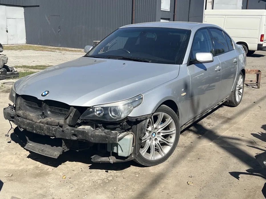 Розборка BMW E61 E60 E53 E70 F15 F10 капот БМВ Е60 Разборка Запчастини
