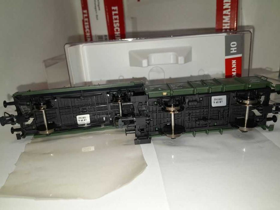 Набір вагонів 2 шт. Fleischmann 591002. Залізниця Пико. Piko НО 1:87