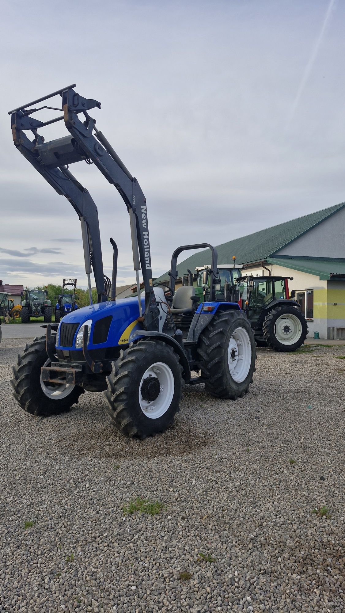 New holland t 5040 z turem case fendt john deere ursus