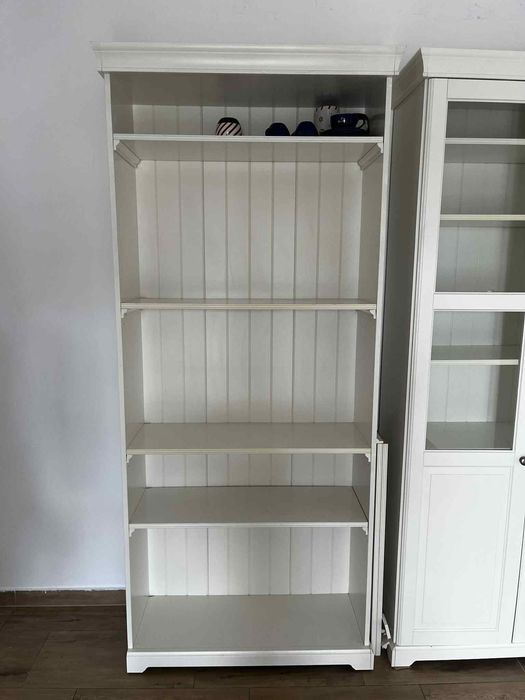 Witrynka/ biblioteczka IKEA biala