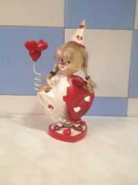 Figurka klaun pajacyk serduszka ceramiczna Walentynki