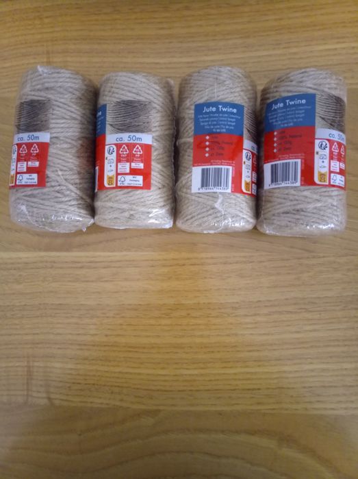 Conjunto de 4 rolos de juta. 200 metros