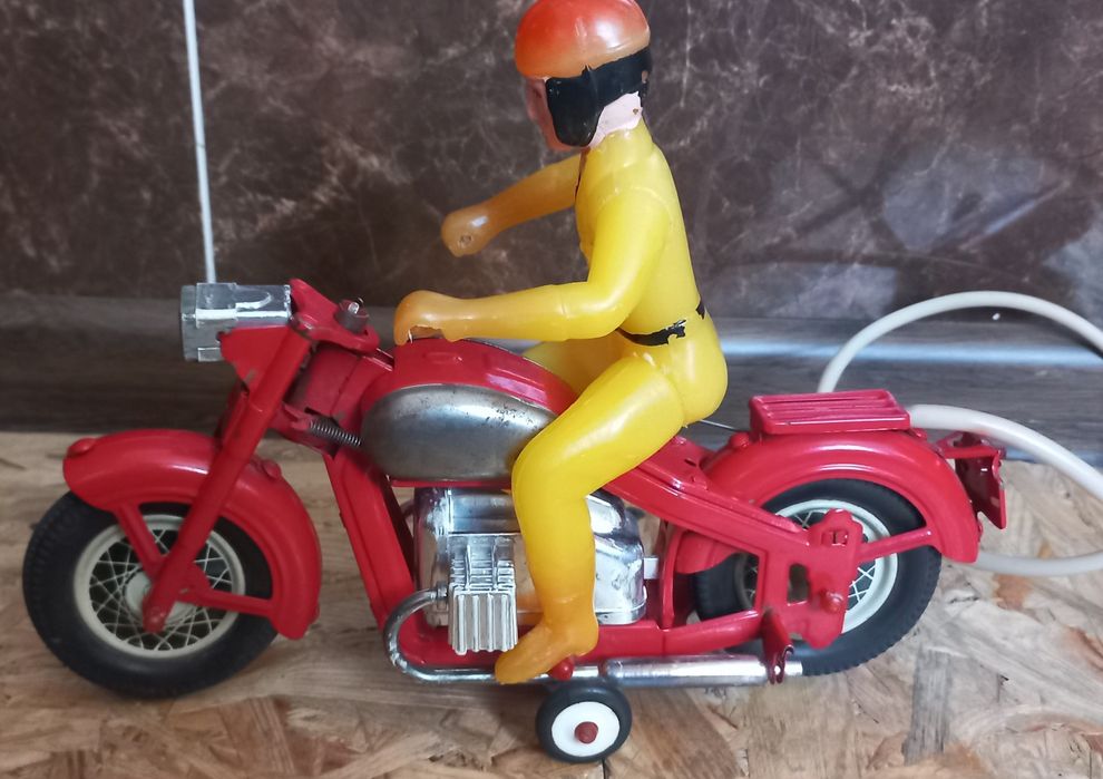 Мотоциклист мотоцикліст мотоцикл ссср іграшка