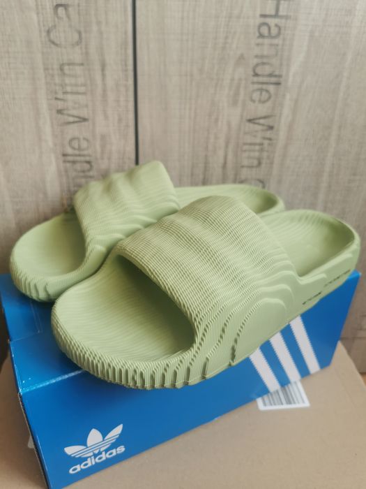 Klapki Adidas Adilette 22 Magic Lime 39