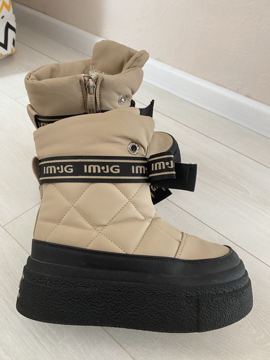 Зимові чобітки для дівчинки