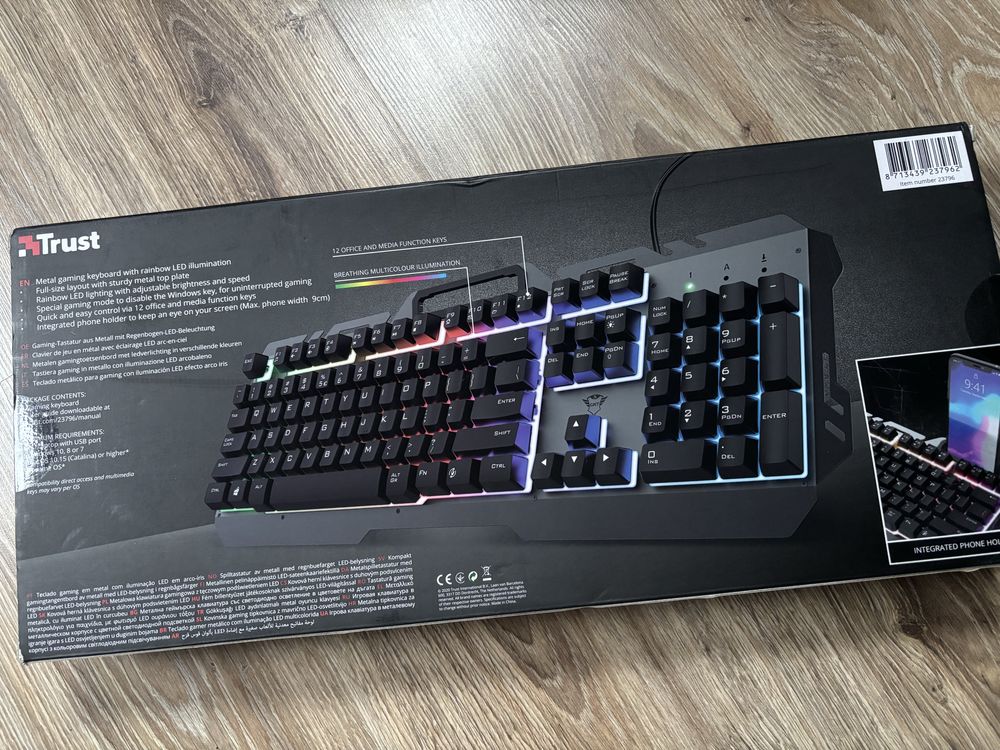 Klawiatura gamingowa nowa gxt Trust esca pc laptop illuminated metalow