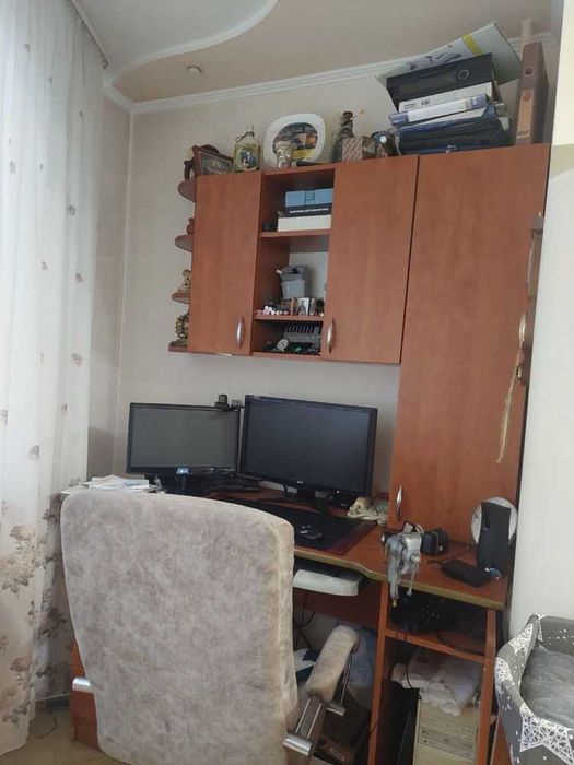 Зарічанська! 2к з ремонтом! 72м2