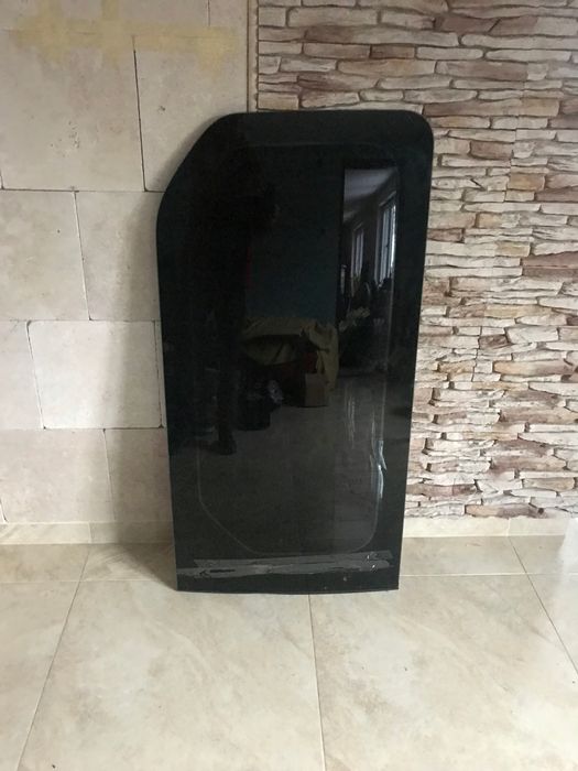 szyba boczna prawa renault trafic iii long vivaro talento long