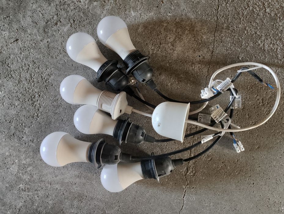 Oprawki remontowe ,budowlane z żarówkami