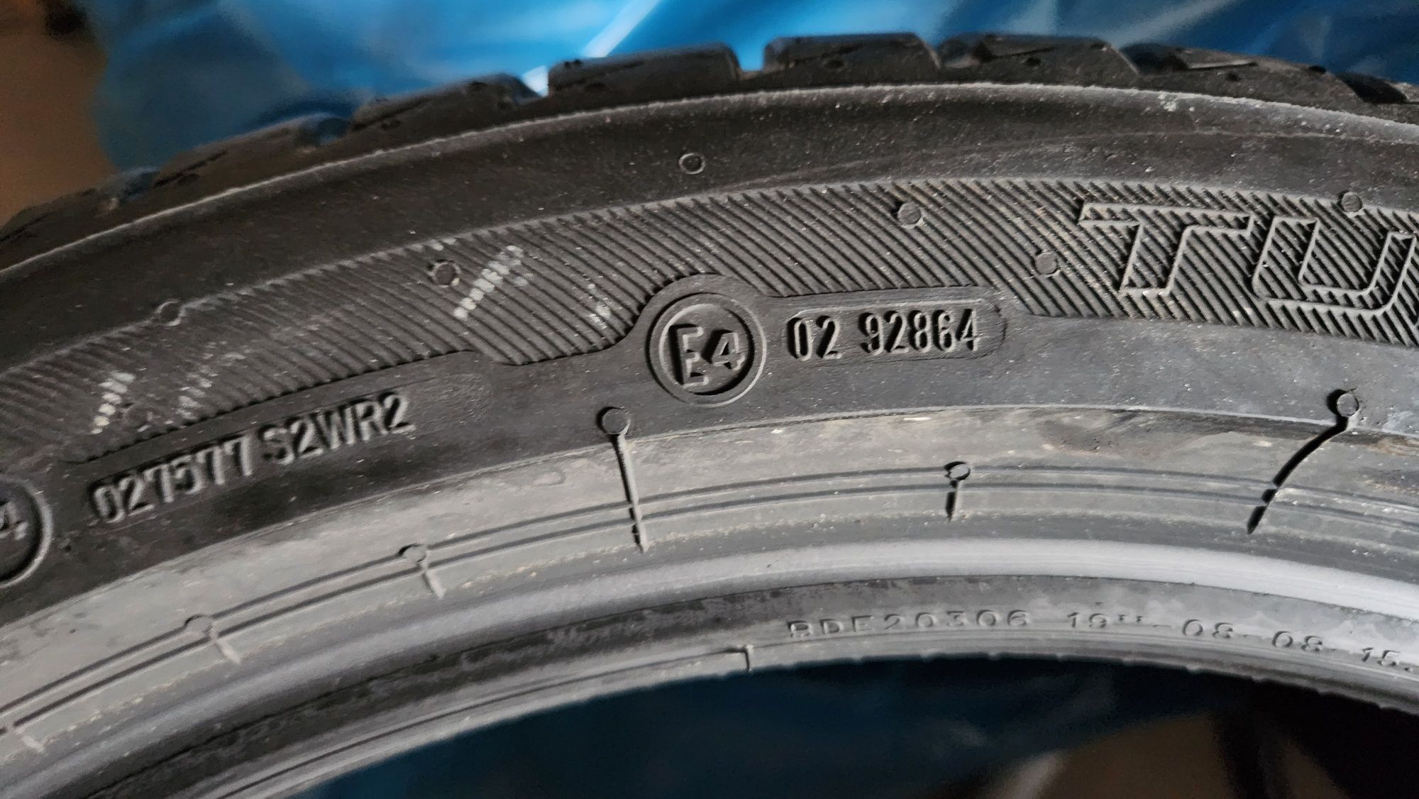 Opony letnie 245/40/R19 Bridgestone komplet 4 szt.