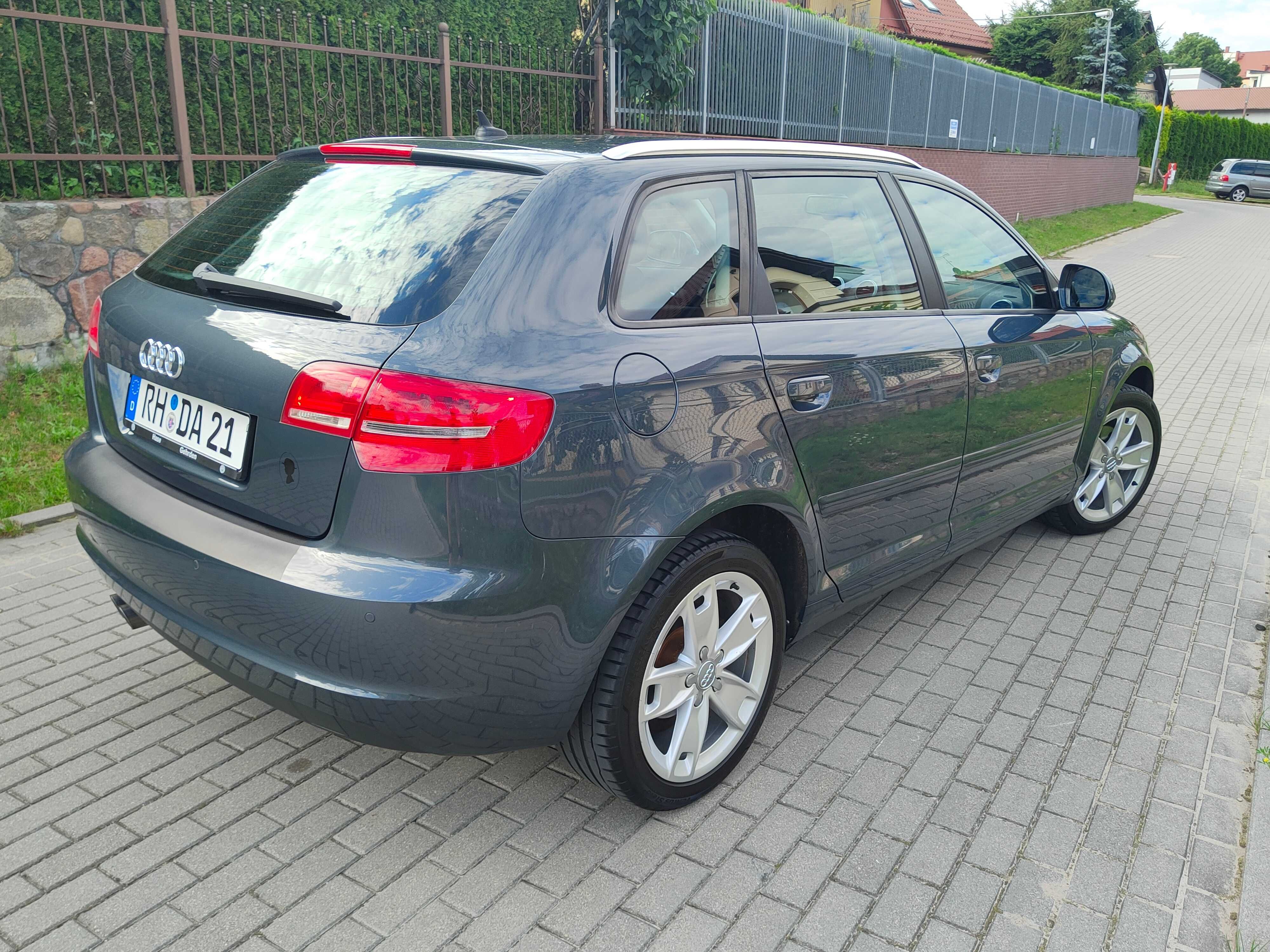 Audi A3 8P * 2.0TDI 140KM * Bi-Xenon * Automat * Navi Plus * Łopatki *
