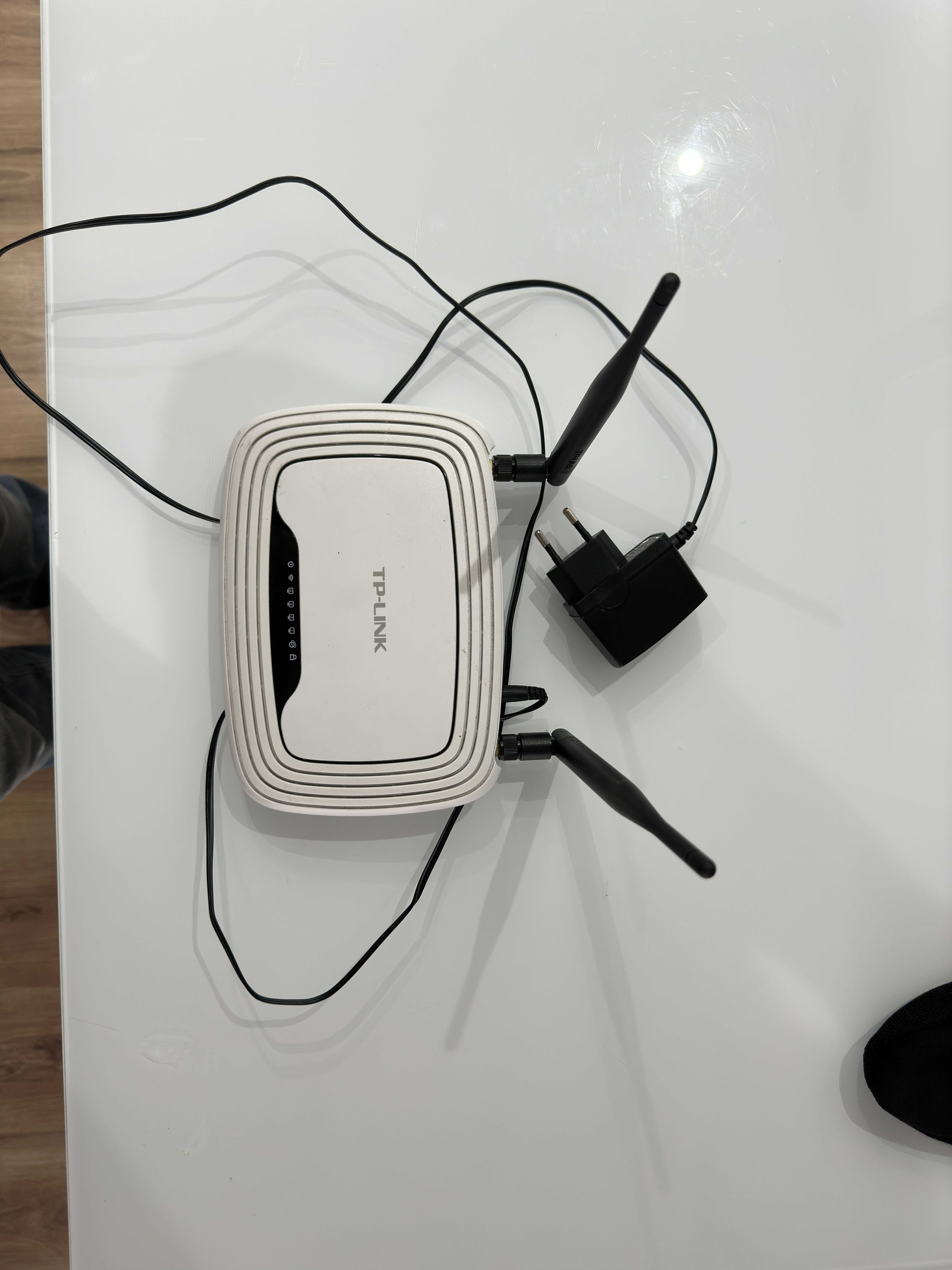 Ruter TP-LINK TL- WR8441ND
