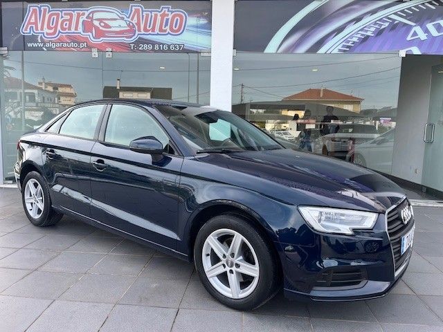 Audi A3 Limousine 1.6 TDi S tronic