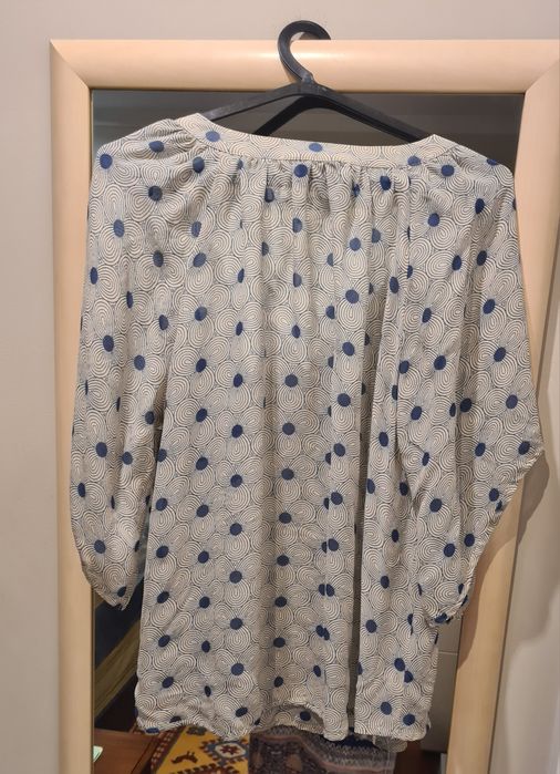 Blusa Fei, tam. L. 100% seda