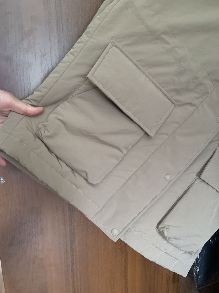 Uniqlo xs-s куртка пуховик демісезонна