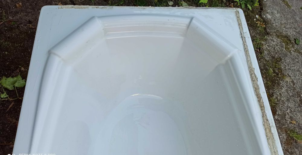 Banheira em acrílico e resguardo