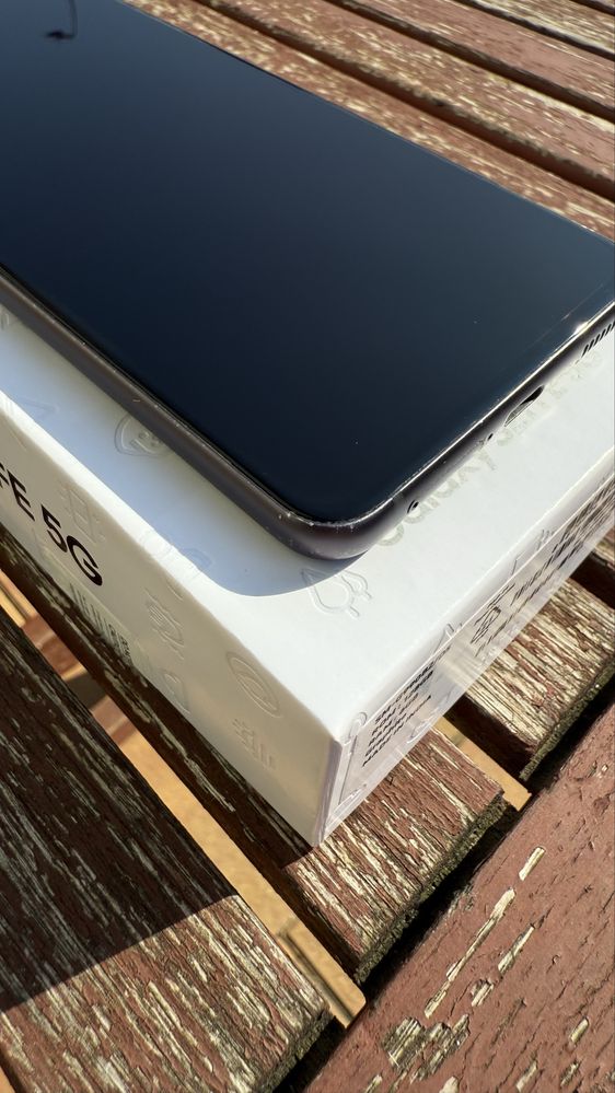 Smartfon Samsung s21 Fe