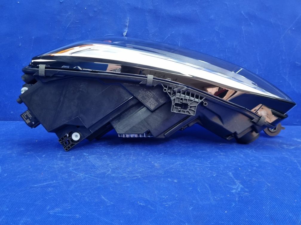 PRZEDNIA lewa lampa FULL LED MATRIX USA Audi A5 F5 Lift 8W6 Oryginał