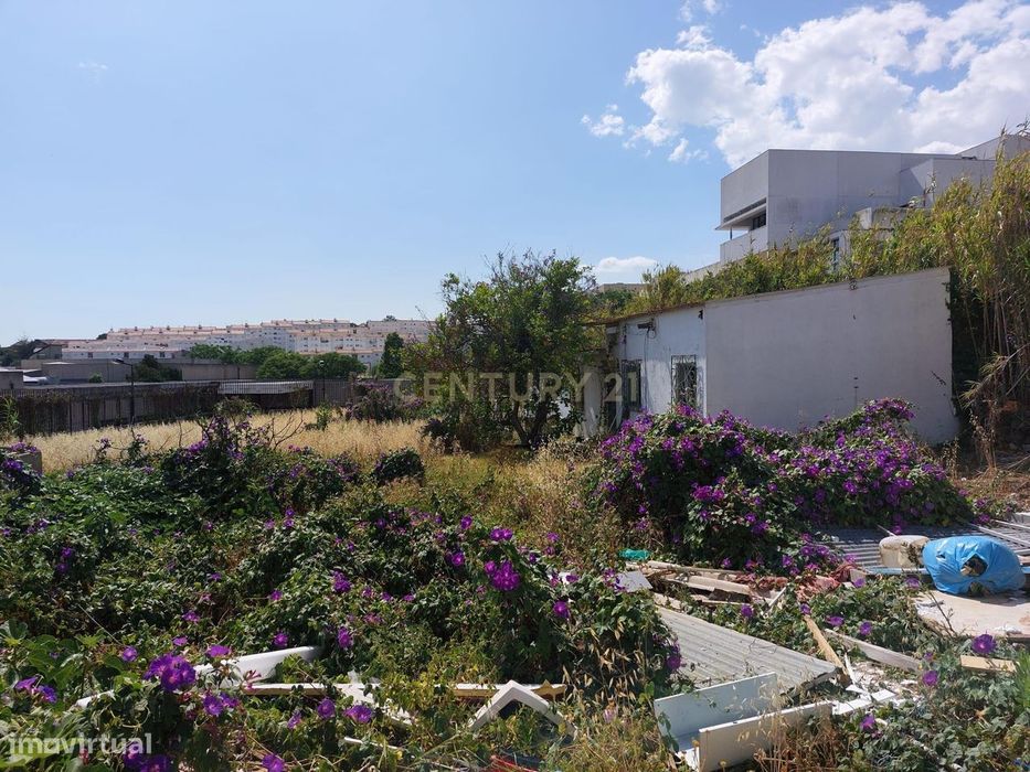 Terreno Rustico c/possibilidade de passar a Hurbano c/ 2000m2