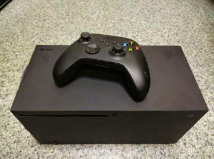 Xbox series X 1tb (та сама для Stalker 2)