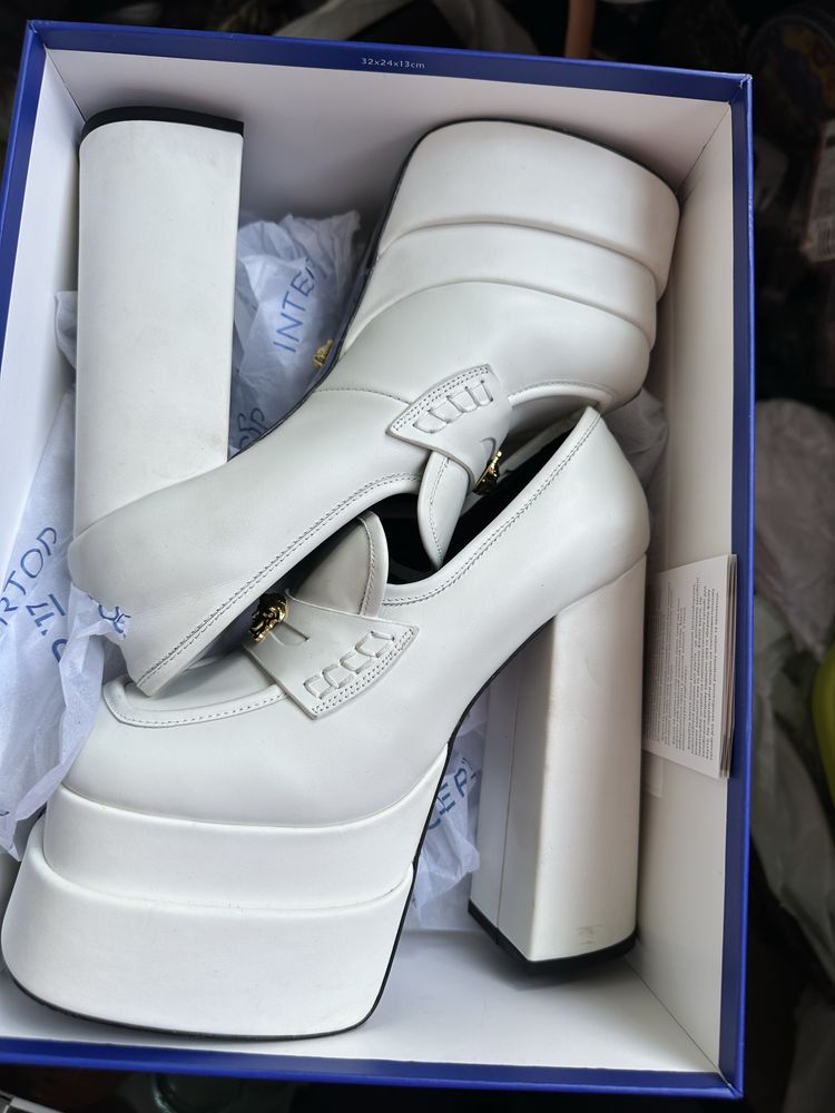 туфли Versace белые