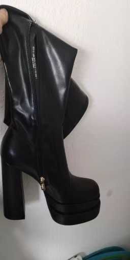 Kozaki  na wysokim koturnie