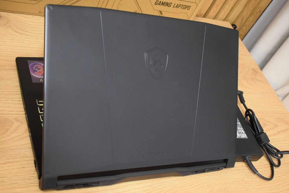 MSI Katana i7 12650H 32 DDR5 1,5GB SSD RTX 4070-8GB 144Hz