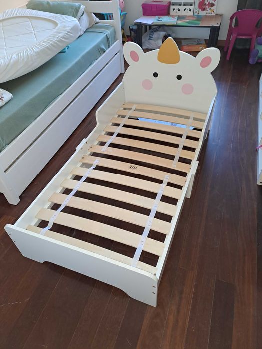 Cama para crianças c/ colchão, capa e lençois 140x90cm