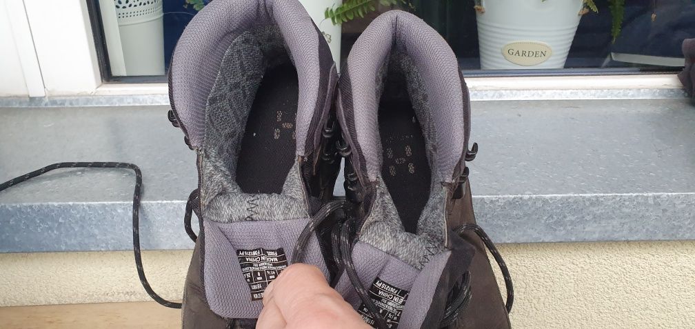 HAGLOFS buty trekkingowe Gore tex  męskie rozmiar 40 wkładka 26cm używ