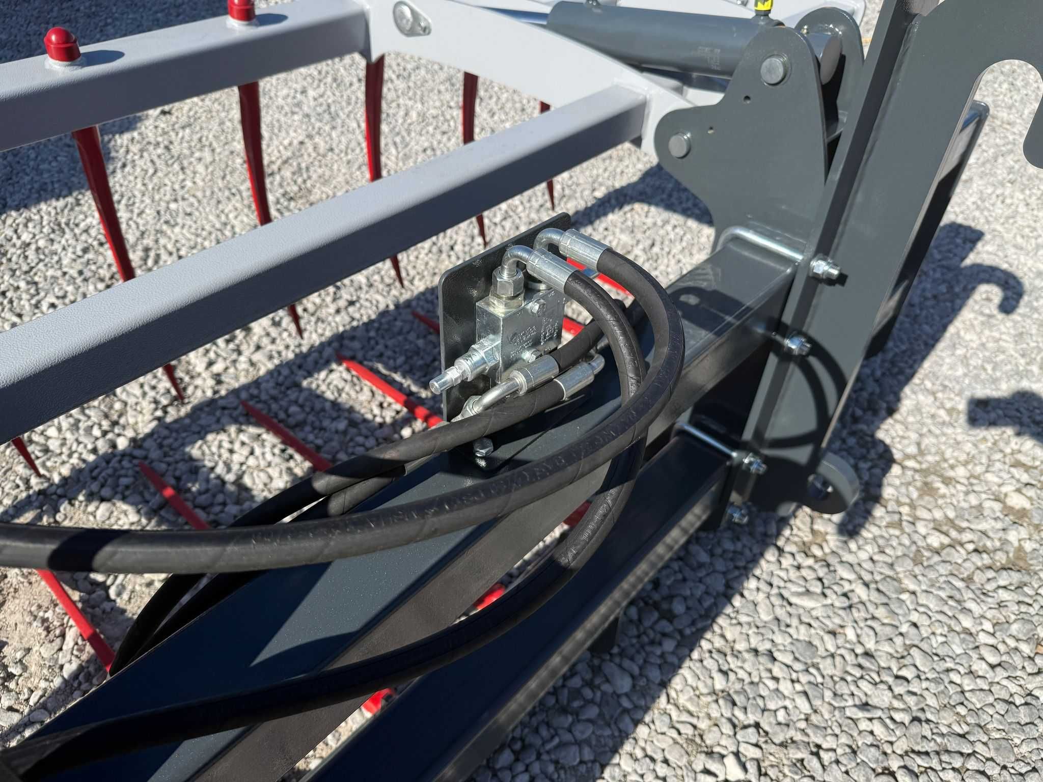 Krokodyl do 2,4m OD RĘKI JCB Manitou CAT SONAROL