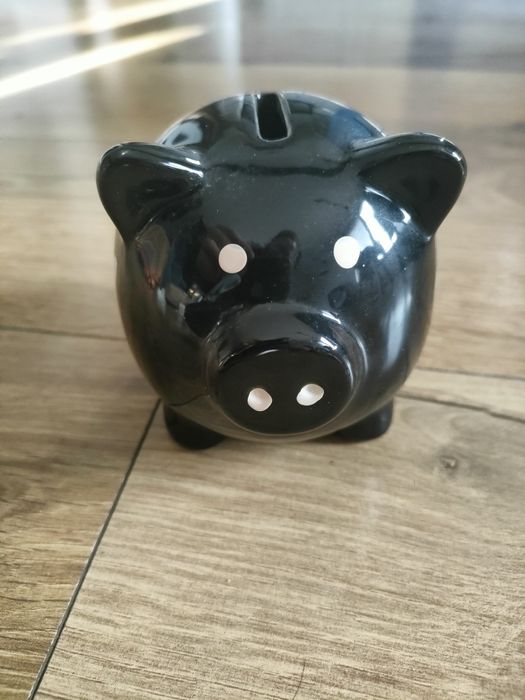 Świnka skarbonka na mandaty ceramiczna