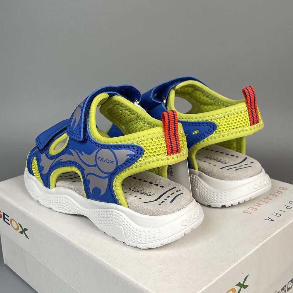 Босоніжки Geox Splush 30, 33, 35 р. сандалі босоножки